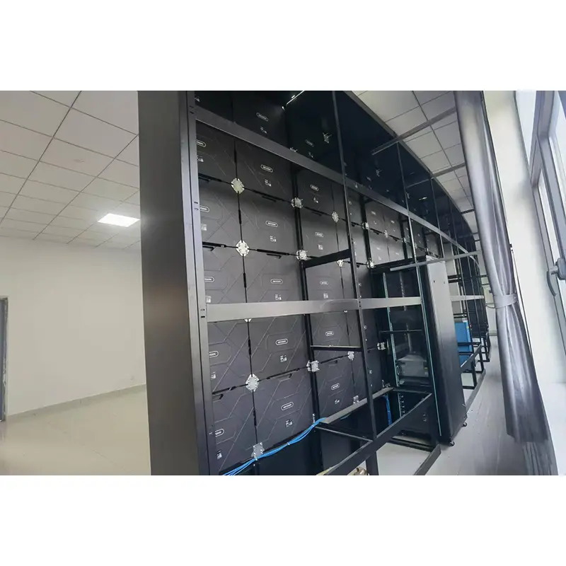 صفحه نمایش منحنی ال ای دی کابینت موبایل